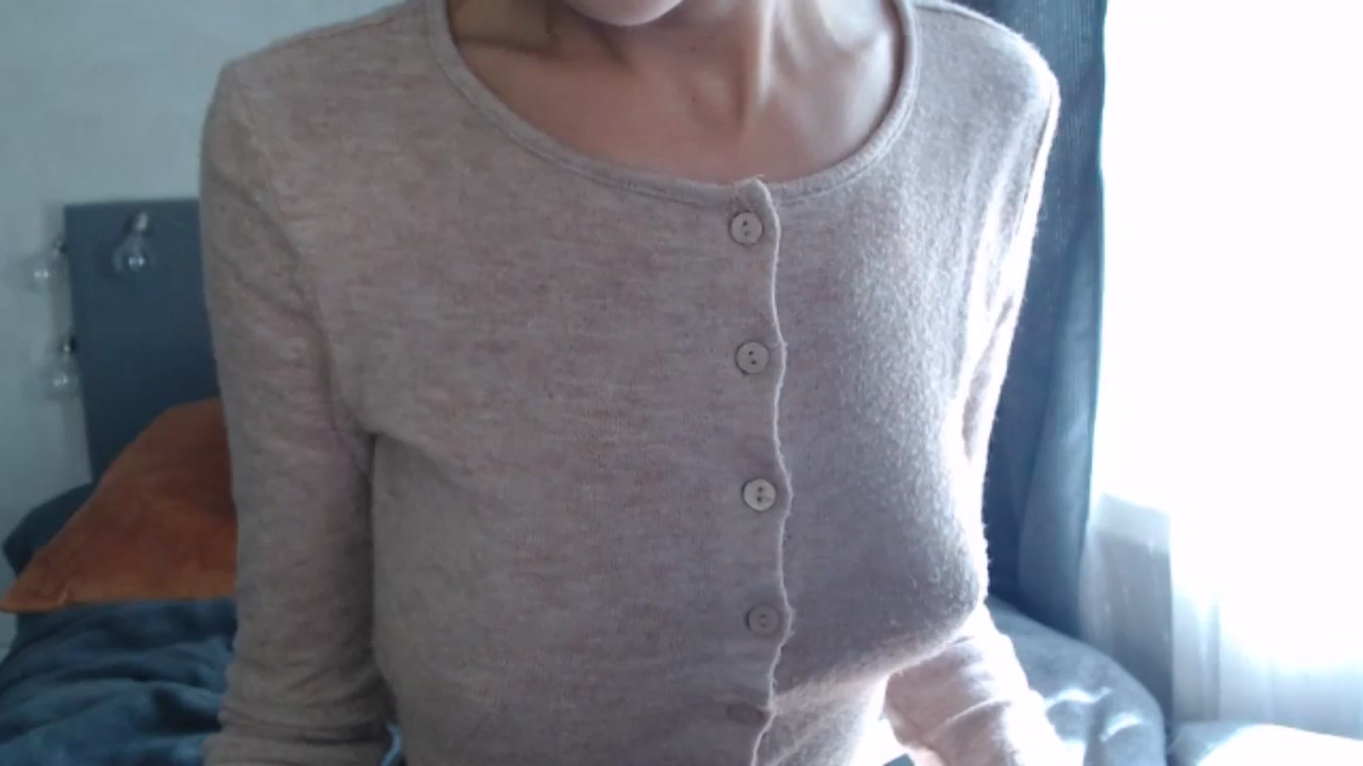 Gallery image thumbnail from Nora_Sweet's myfreecams stream on, 08/12/2024, 07:19 image 7 of 20