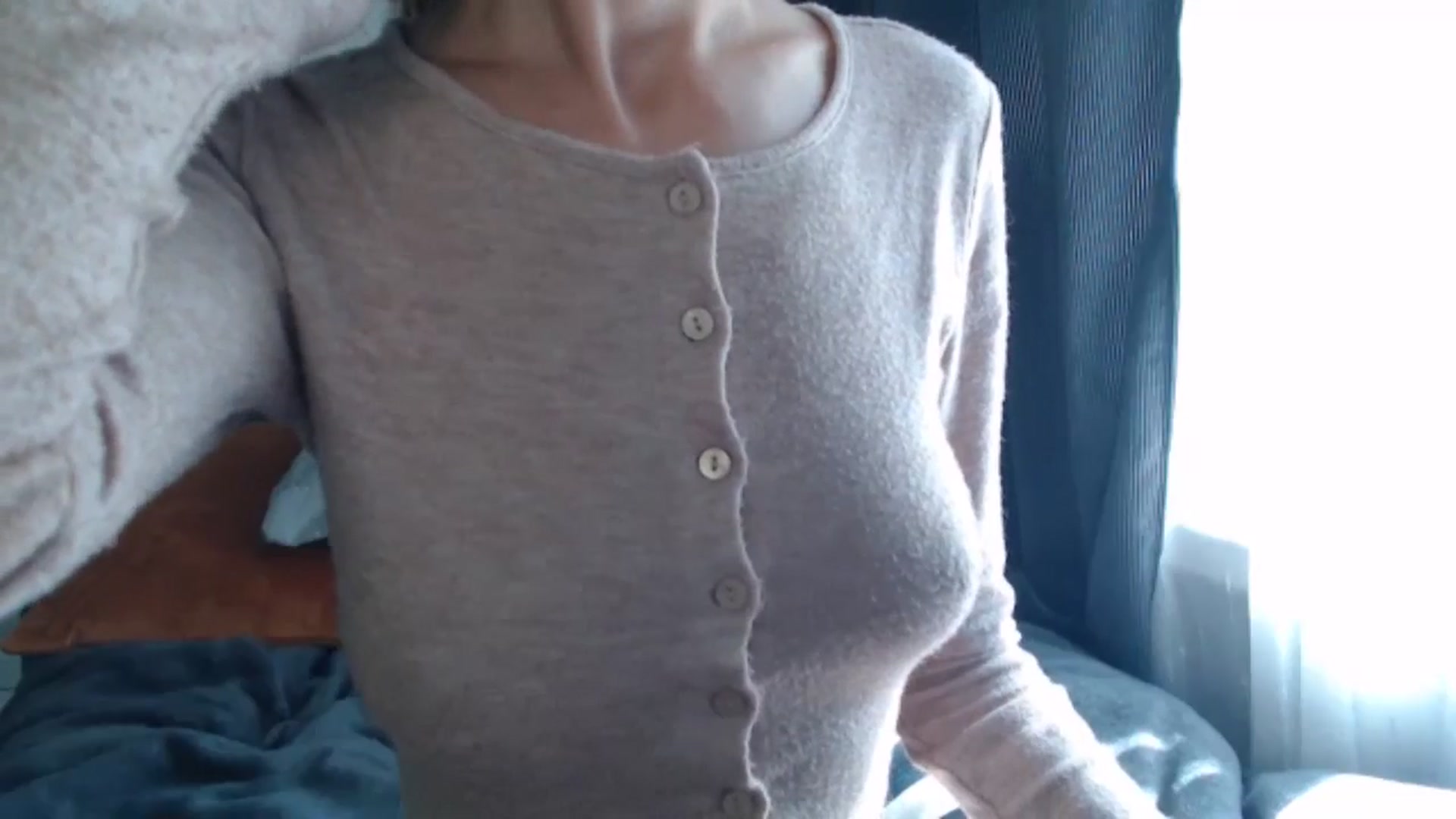 Gallery image thumbnail from Nora_Sweet's myfreecams stream on, 08/12/2024, 07:19 image 10 of 20