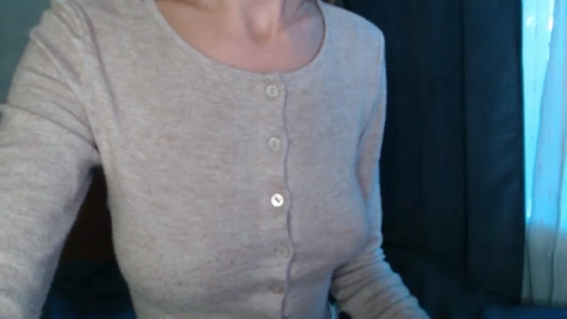 Gallery image thumbnail from Nora_Sweet's myfreecams stream on, 08/12/2024, 14:31 image 12 of 20
