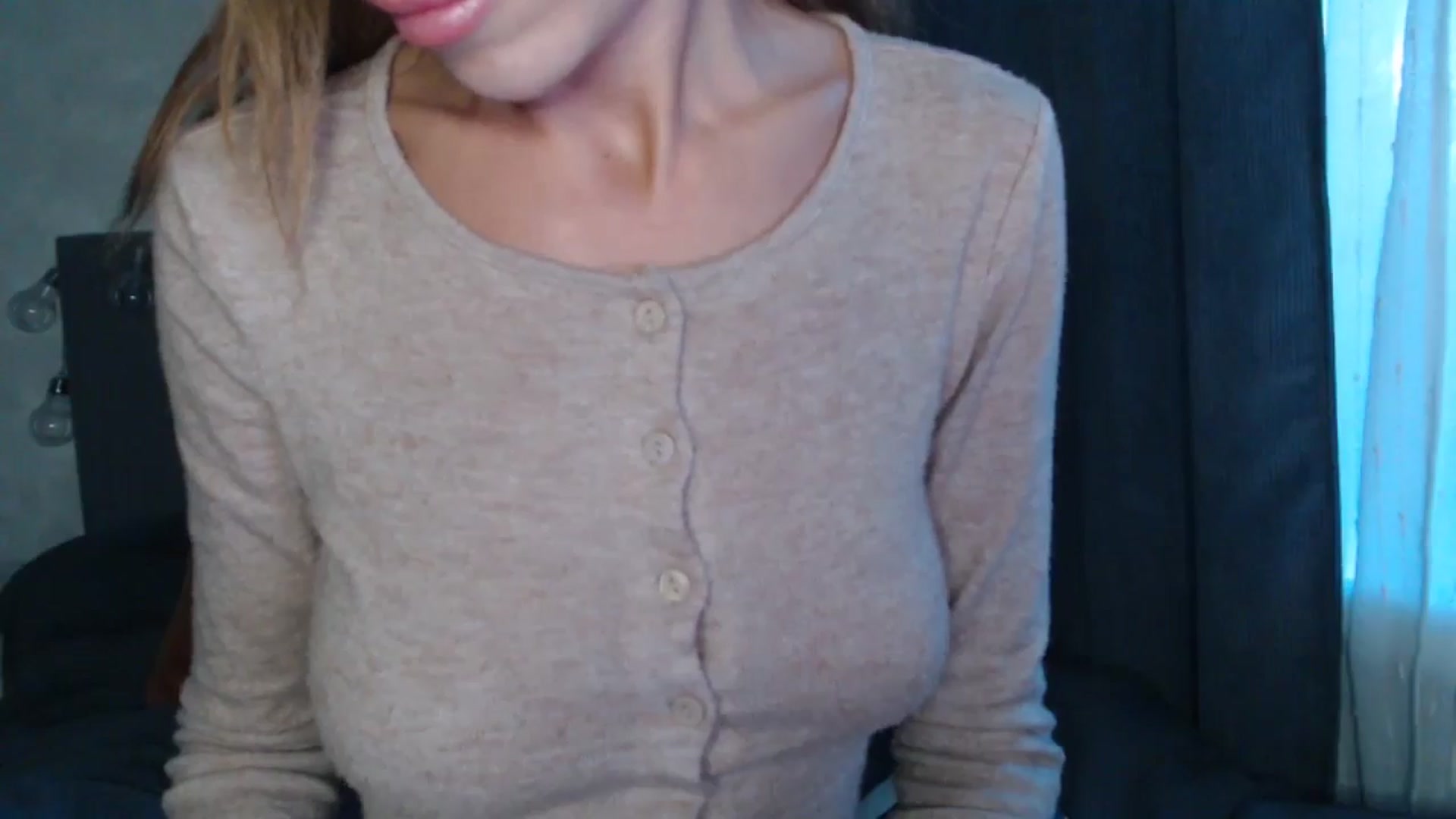 Gallery image thumbnail from Nora_Sweet's myfreecams stream on, 08/12/2024, 14:31 image 19 of 20