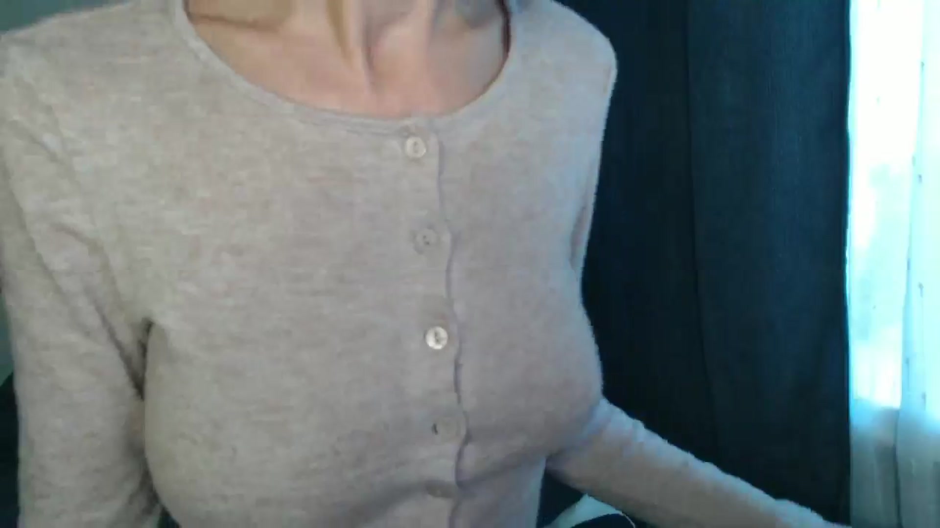 Gallery image thumbnail from Nora_Sweet's myfreecams stream on, 08/14/2024, 09:51 image 14 of 20