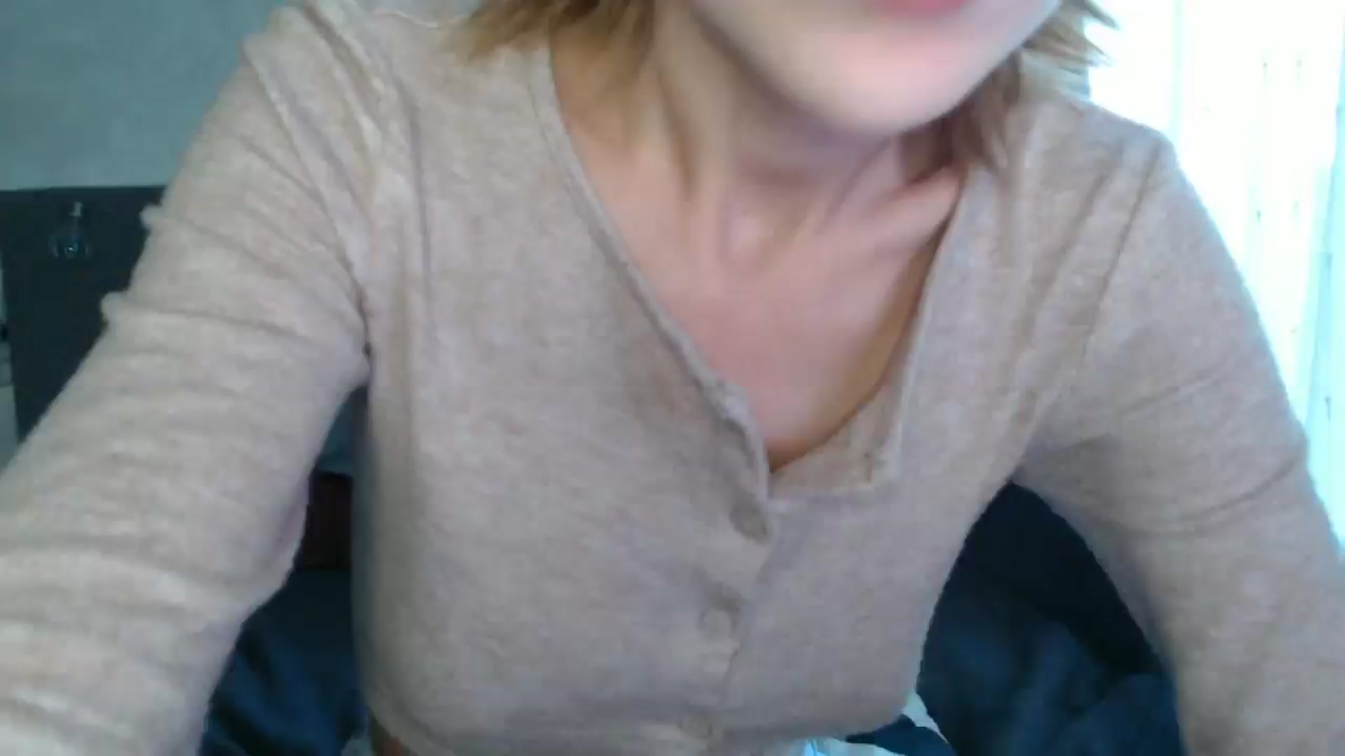 Gallery image thumbnail from Nora_Sweet's myfreecams stream on, 08/15/2024, 11:47 image 18 of 20