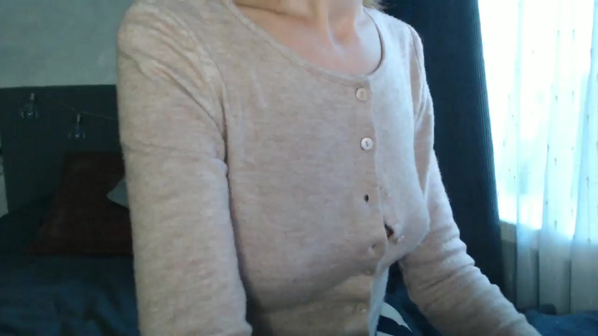 Gallery image thumbnail from Nora_Sweet's myfreecams stream on, 08/15/2024, 11:47 image 15 of 20