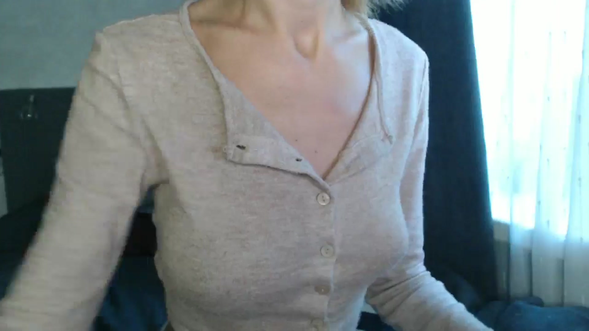 Gallery image thumbnail from Nora_Sweet's myfreecams stream on, 08/15/2024, 11:47 image 20 of 20
