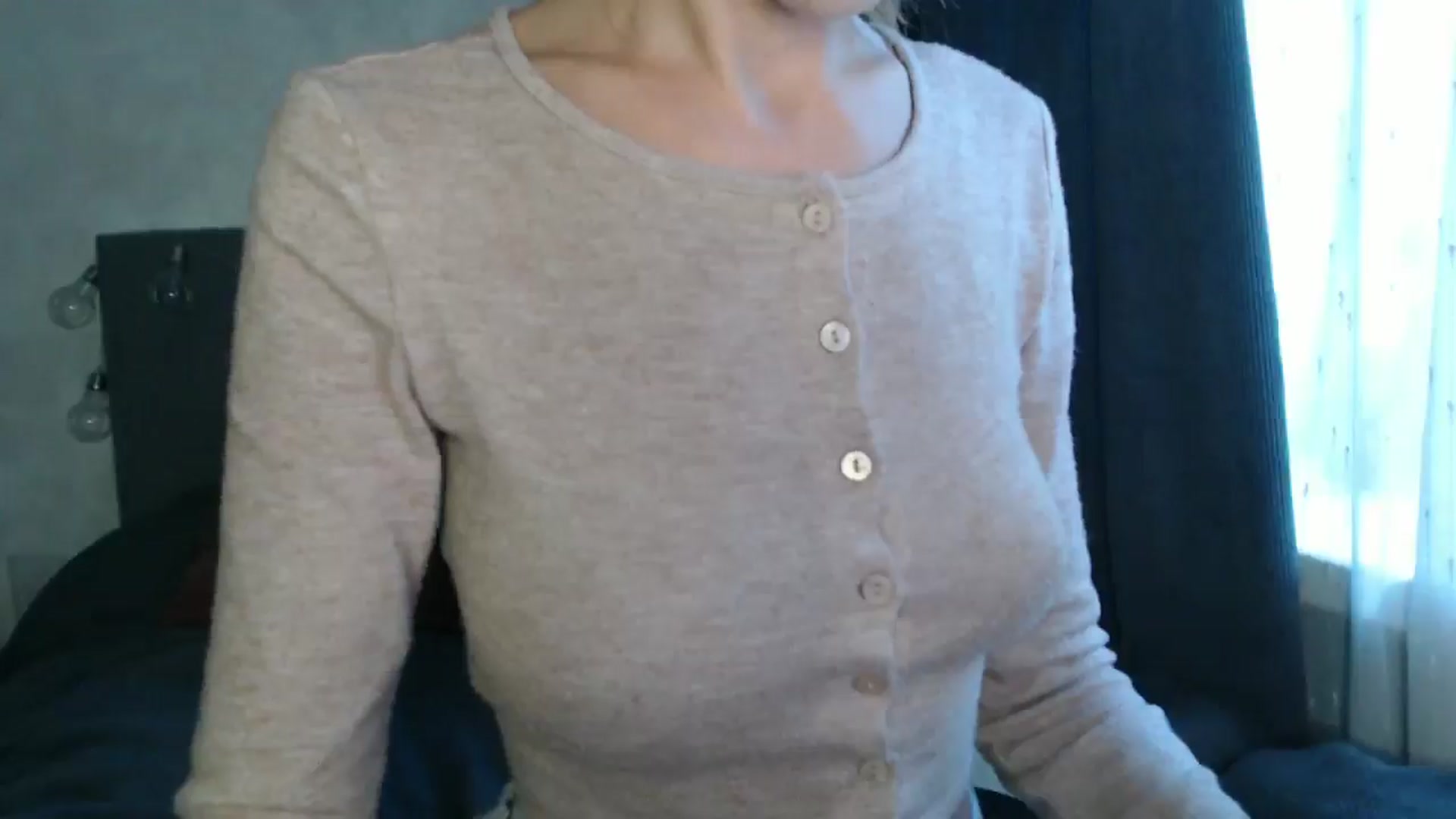 Gallery image thumbnail from Nora_Sweet's myfreecams stream on, 08/15/2024, 11:47 image 9 of 20