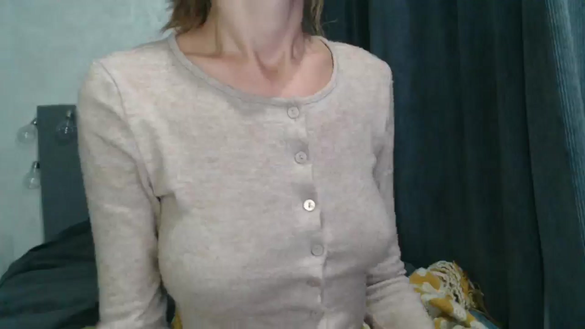 Gallery image thumbnail from Nora_Sweet's myfreecams stream on, 08/16/2024, 19:09 image 11 of 20