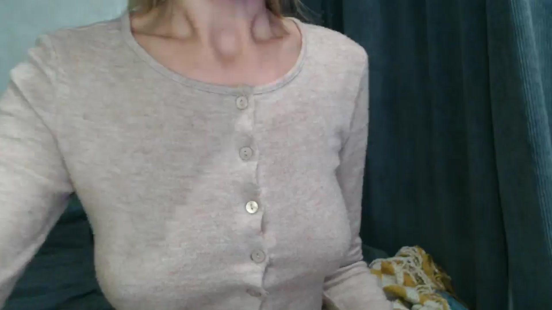 Gallery image thumbnail from Nora_Sweet's myfreecams stream on, 08/16/2024, 19:09 image 20 of 20