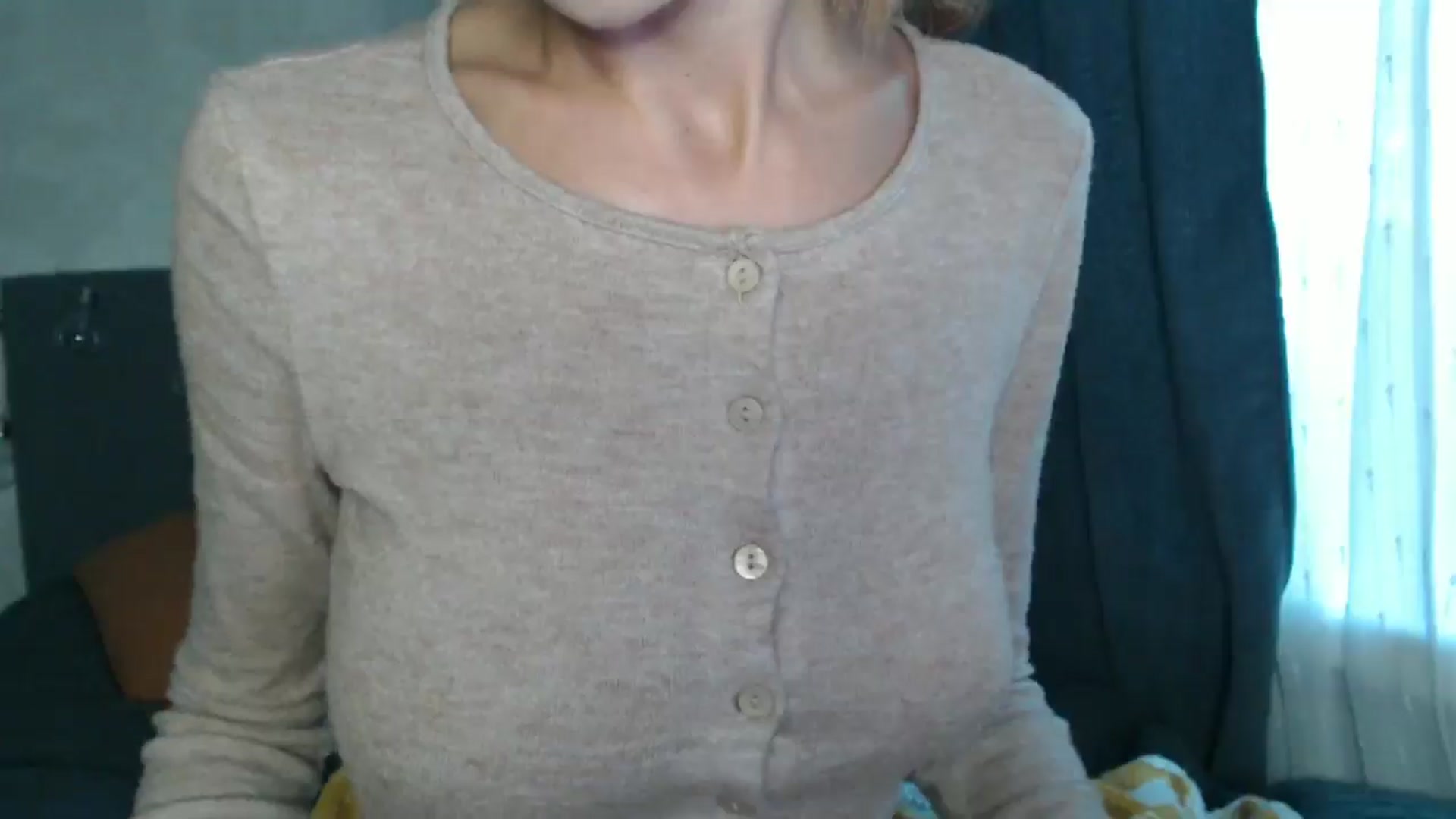 Gallery image thumbnail from Nora_Sweet's myfreecams stream on, 08/17/2024, 10:12 image 6 of 20