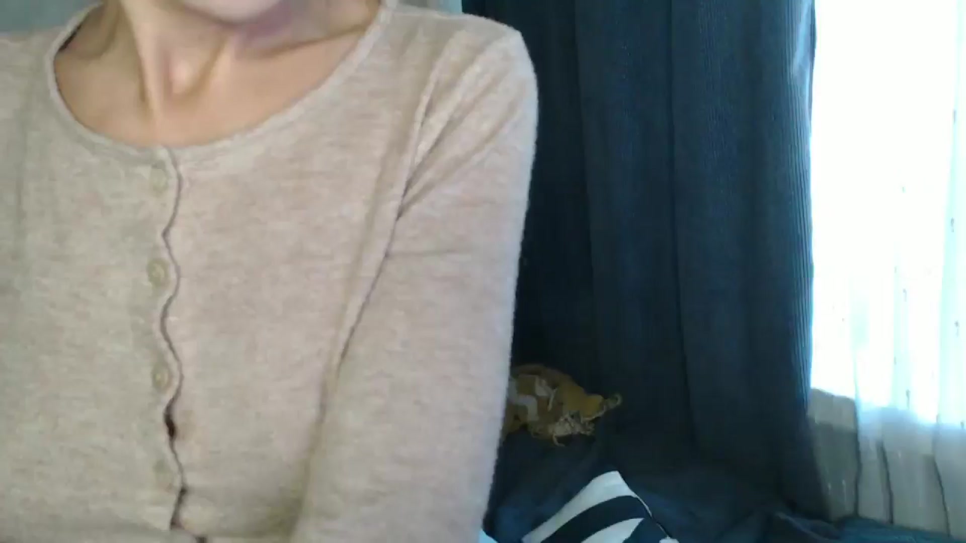 Gallery image thumbnail from Nora_Sweet's myfreecams stream on, 08/18/2024, 10:50 image 12 of 20