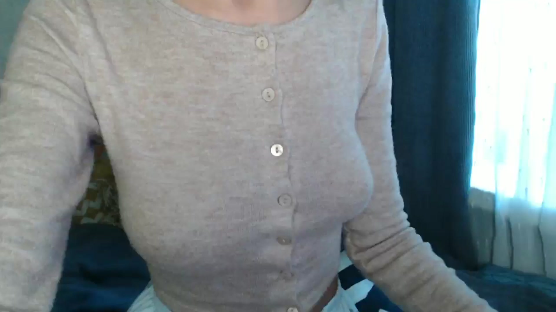Gallery image thumbnail from Nora_Sweet's myfreecams stream on, 08/18/2024, 11:05 image 4 of 20