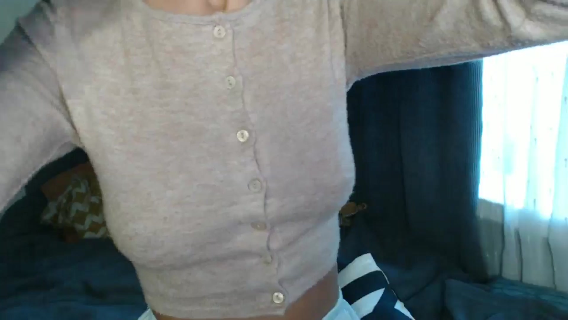 Gallery image thumbnail from Nora_Sweet's myfreecams stream on, 08/18/2024, 11:05 image 6 of 20