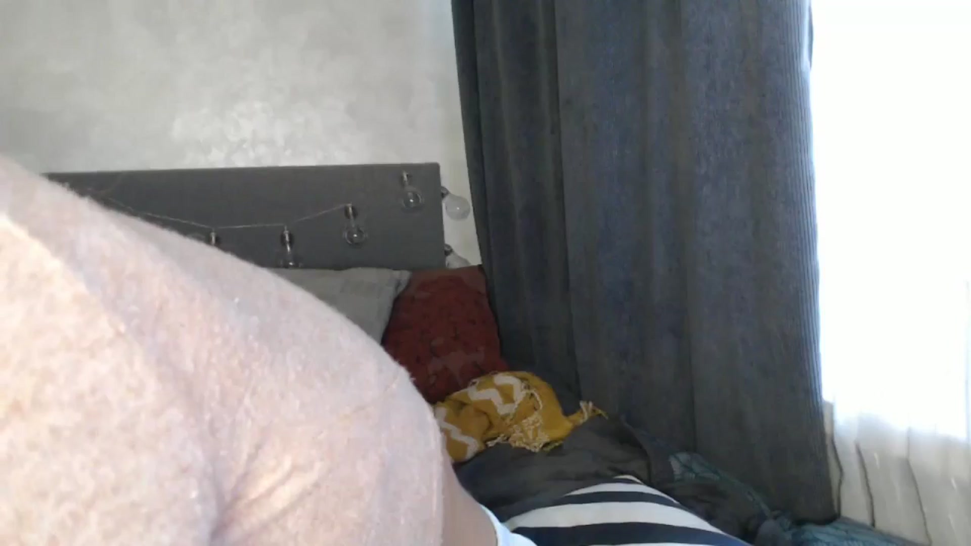 Gallery image thumbnail from Nora_Sweet's myfreecams stream on, 08/18/2024, 12:36 image 18 of 20
