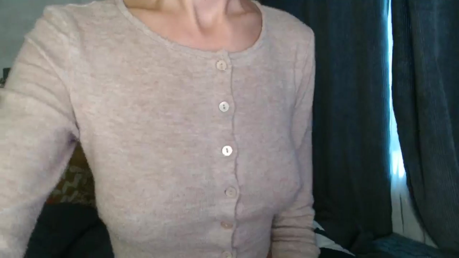 Gallery image thumbnail from Nora_Sweet's myfreecams stream on, 08/18/2024, 13:08 image 8 of 20