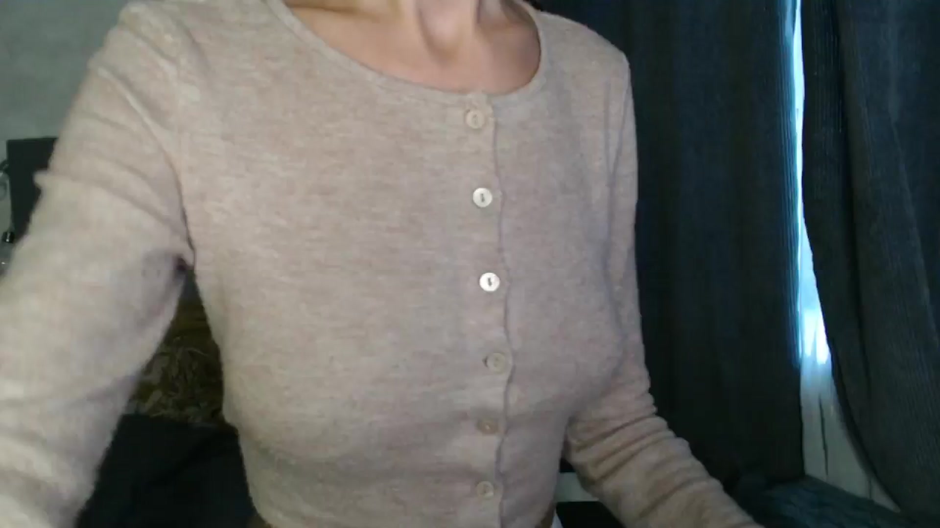Gallery image thumbnail from Nora_Sweet's myfreecams stream on, 08/18/2024, 13:08 image 4 of 20