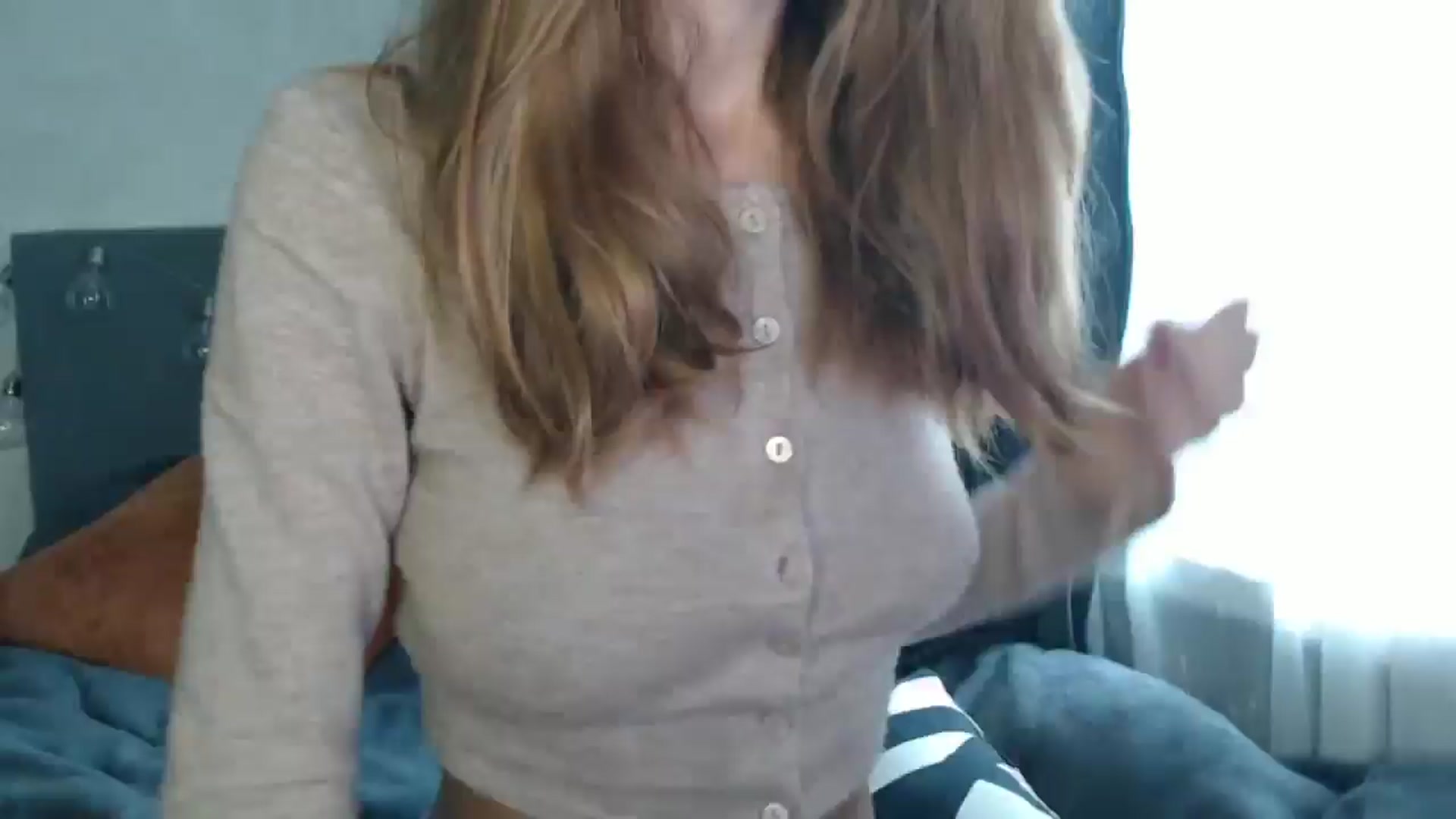 Gallery image thumbnail from Nora_Sweet's myfreecams stream on, 08/21/2024, 08:08 image 1 of 20