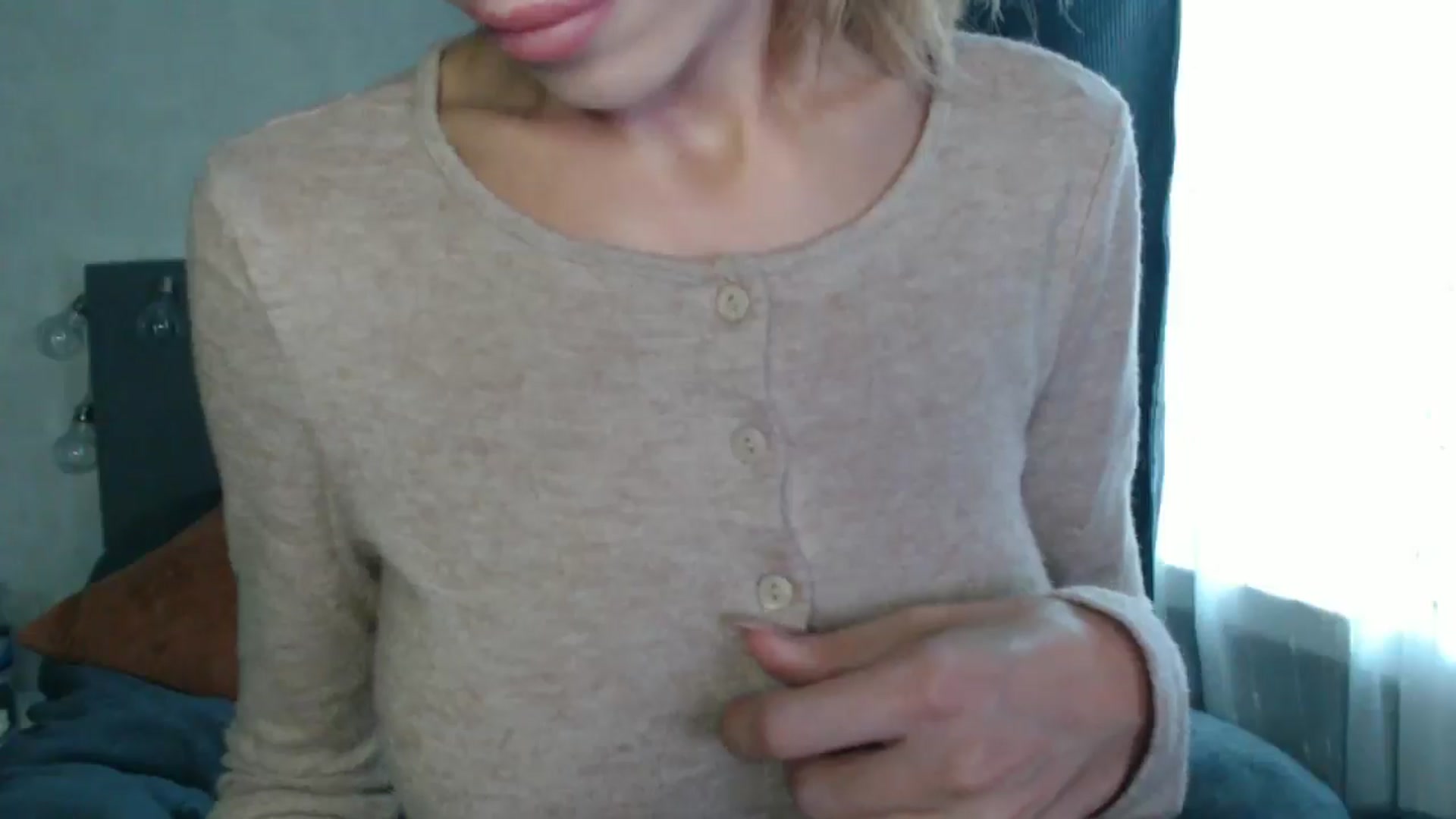 Gallery image thumbnail from Nora_Sweet's myfreecams stream on, 08/21/2024, 08:08 image 12 of 20