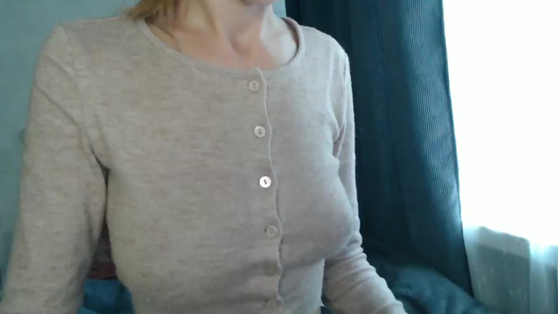 Gallery image thumbnail from Nora_Sweet's myfreecams stream on, 08/22/2024, 09:06 image 1 of 20