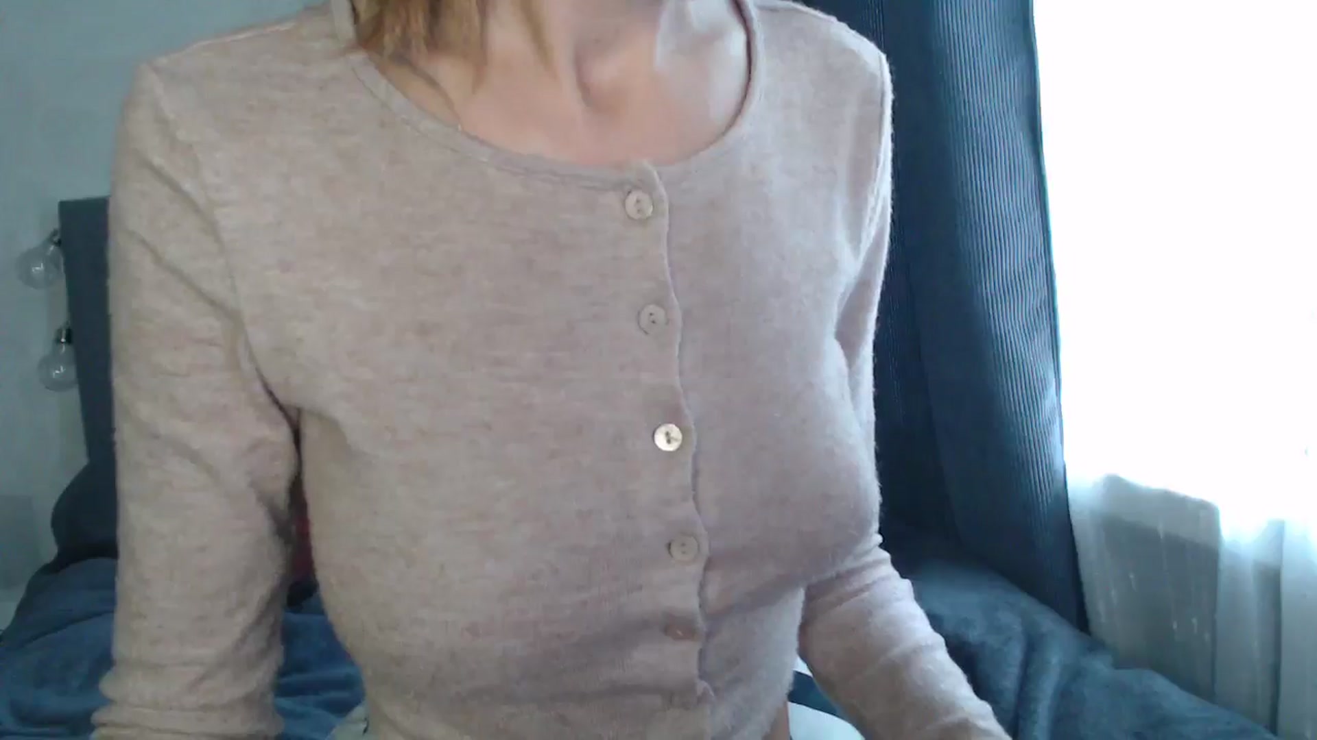 Gallery image thumbnail from Nora_Sweet's myfreecams stream on, 08/22/2024, 09:06 image 8 of 20