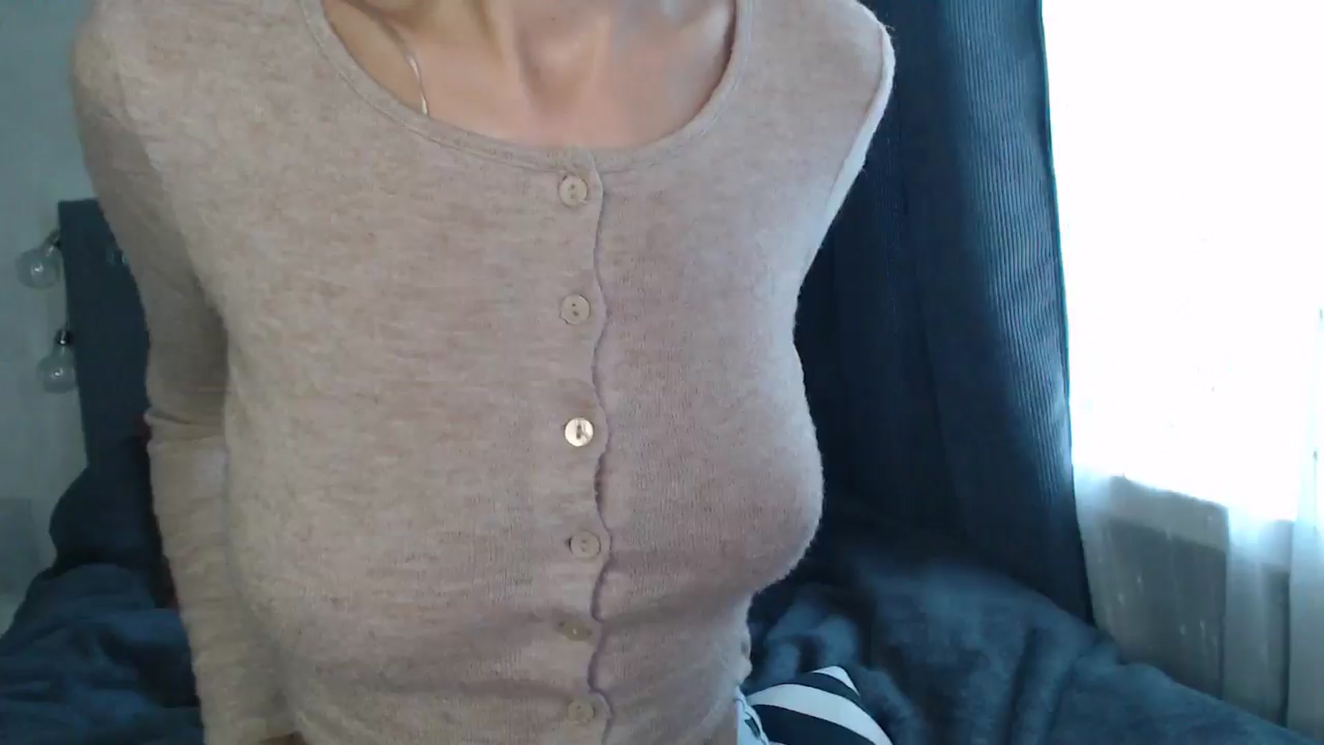 Gallery image thumbnail from Nora_Sweet's myfreecams stream on, 08/22/2024, 09:06 image 15 of 20
