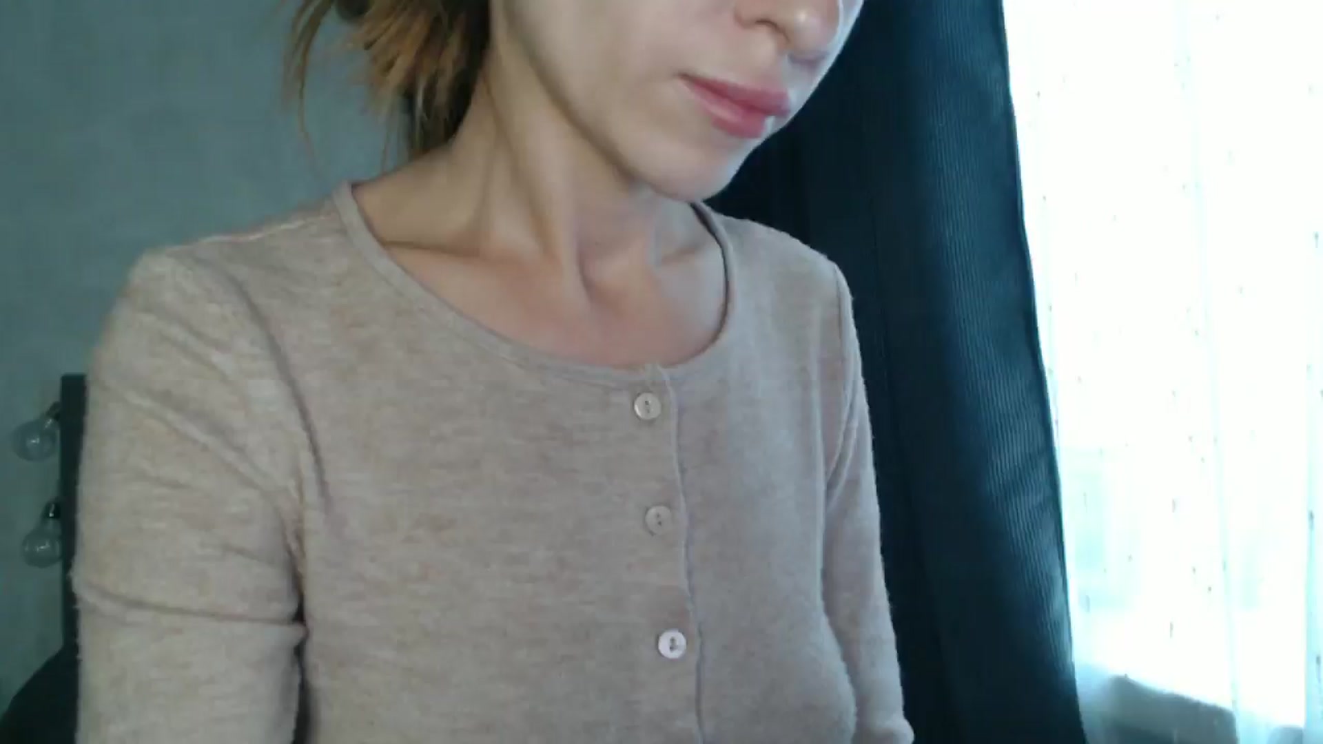 Gallery image thumbnail from Nora_Sweet's myfreecams stream on, 08/22/2024, 11:09 image 14 of 20