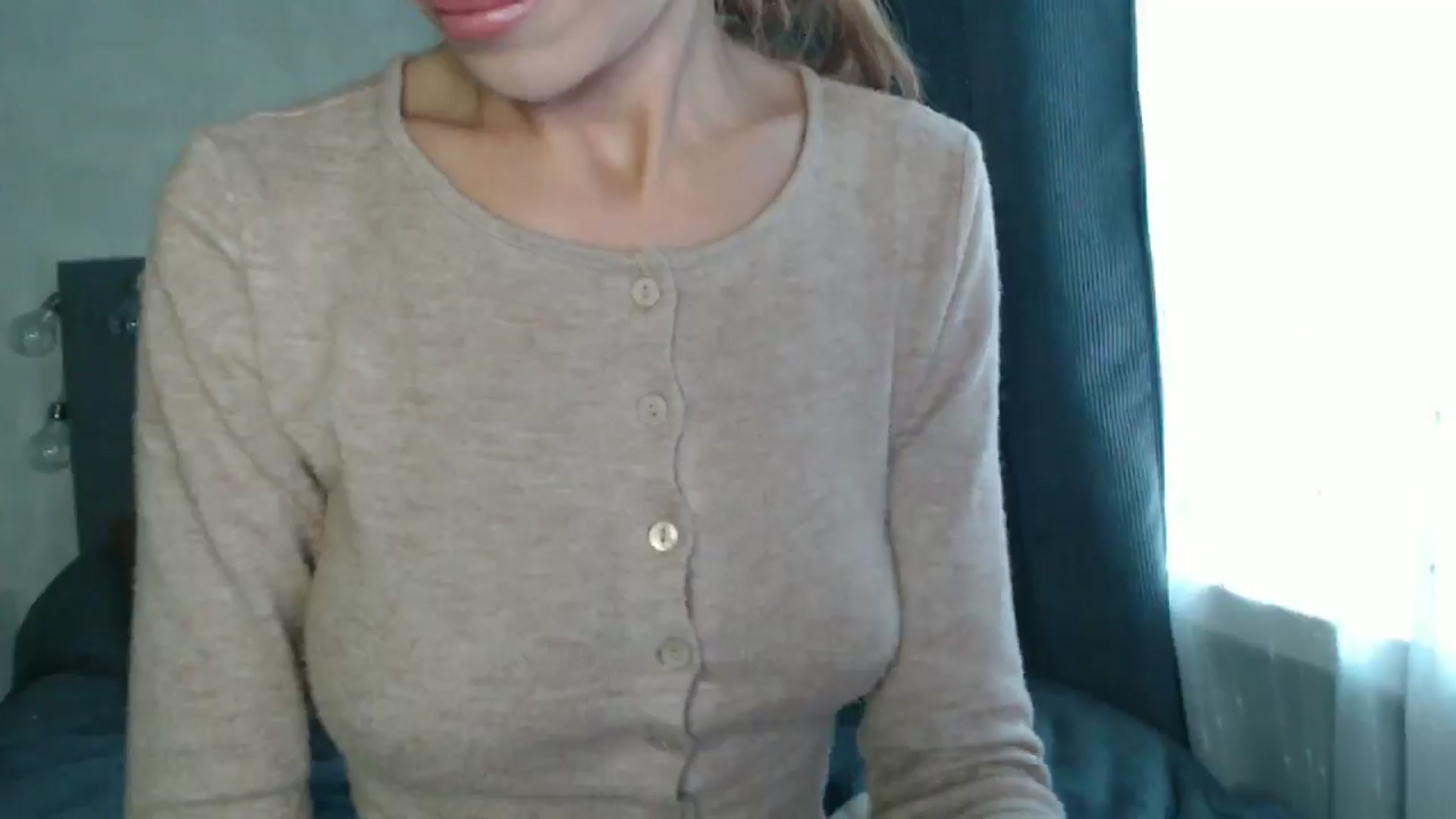 Gallery image thumbnail from Nora_Sweet's myfreecams stream on, 08/22/2024, 11:09 image 20 of 20