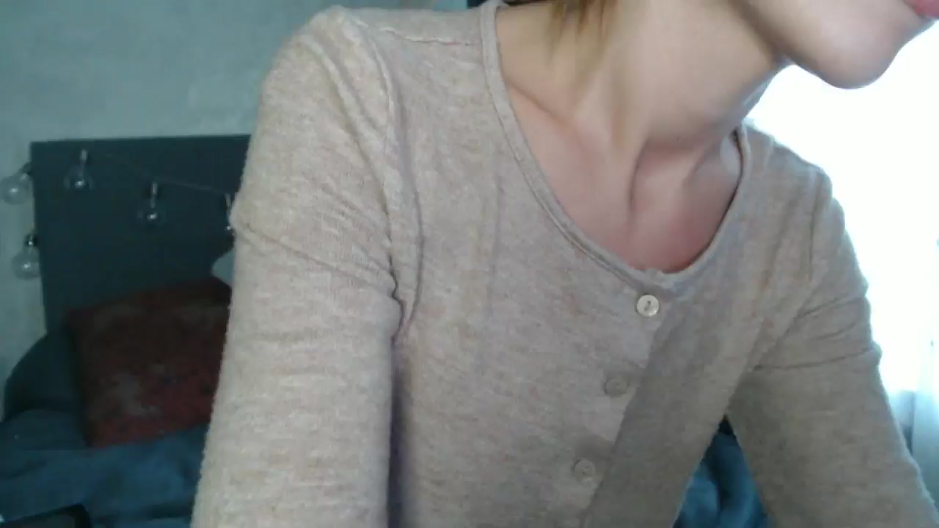 Gallery image thumbnail from Nora_Sweet's myfreecams stream on, 08/22/2024, 11:41 image 16 of 20