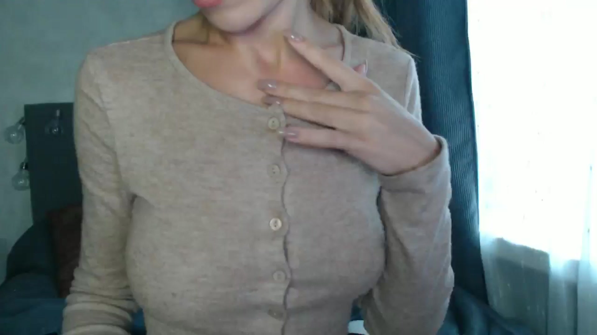 Gallery image thumbnail from Nora_Sweet's myfreecams stream on, 08/22/2024, 11:41 image 11 of 20