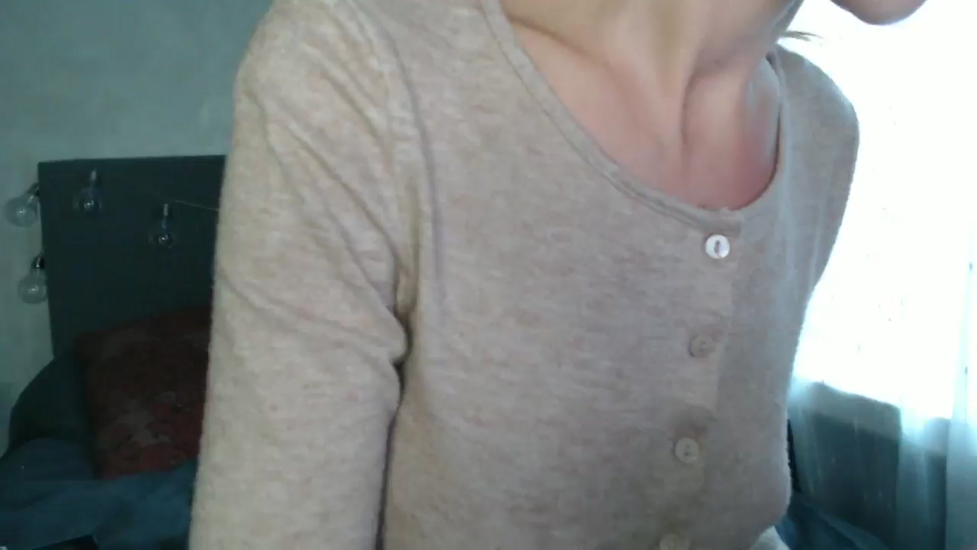 Gallery image thumbnail from Nora_Sweet's myfreecams stream on, 08/22/2024, 11:41 image 14 of 20