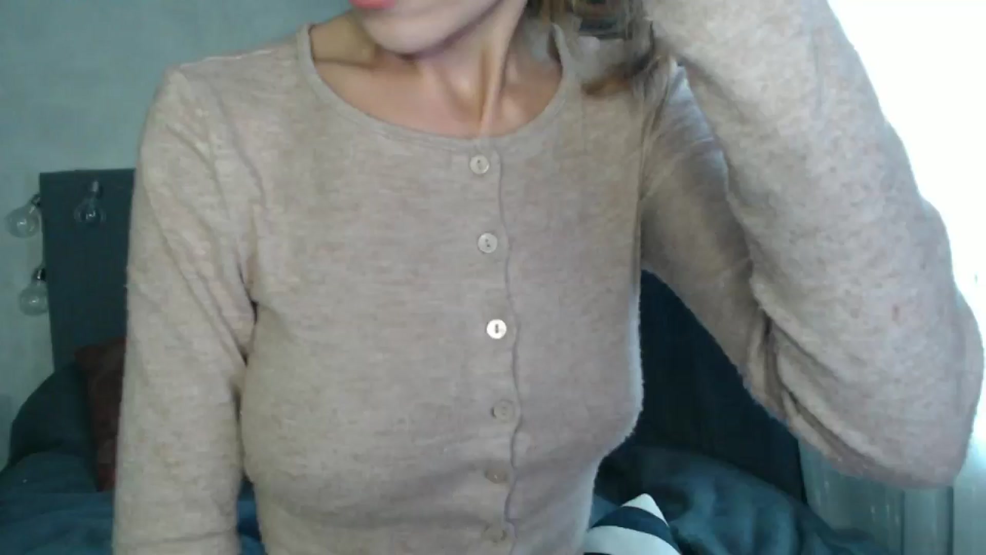 Gallery image thumbnail from Nora_Sweet's myfreecams stream on, 08/22/2024, 11:41 image 2 of 20