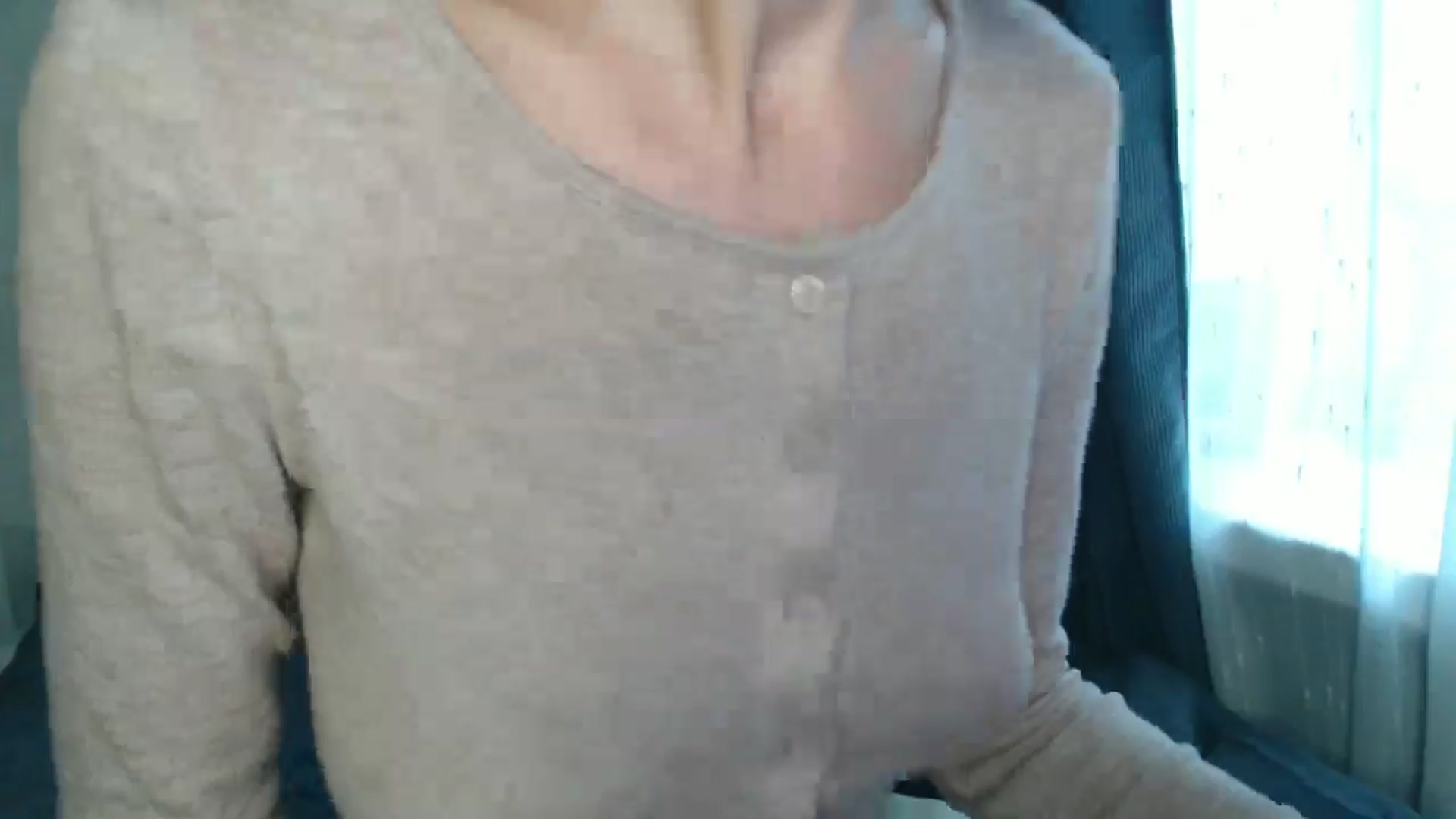 Gallery image thumbnail from Nora_Sweet's myfreecams stream on, 08/22/2024, 12:19 image 10 of 20