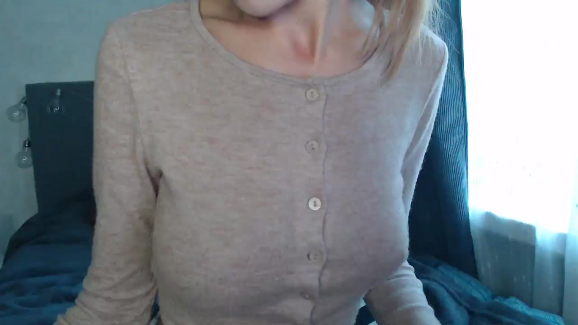Gallery image thumbnail from Nora_Sweet's myfreecams stream on, 08/23/2024, 08:53 image 19 of 20