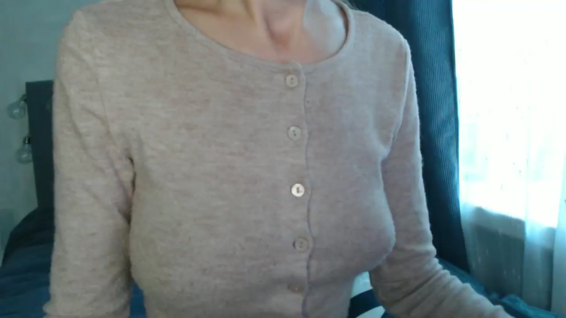 Gallery image thumbnail from Nora_Sweet's myfreecams stream on, 08/23/2024, 09:11 image 15 of 20