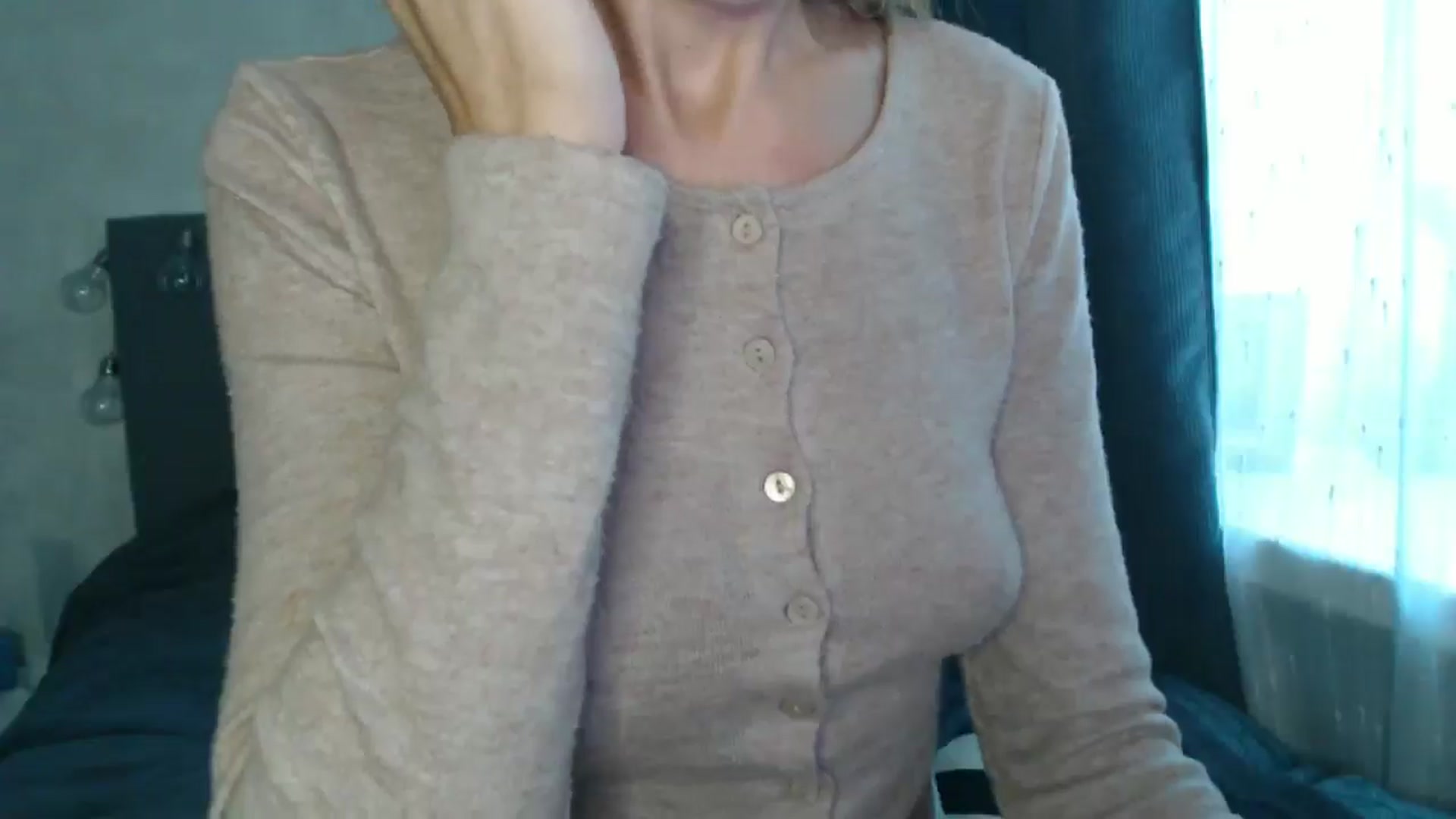 Gallery image thumbnail from Nora_Sweet's myfreecams stream on, 08/23/2024, 11:11 image 12 of 20