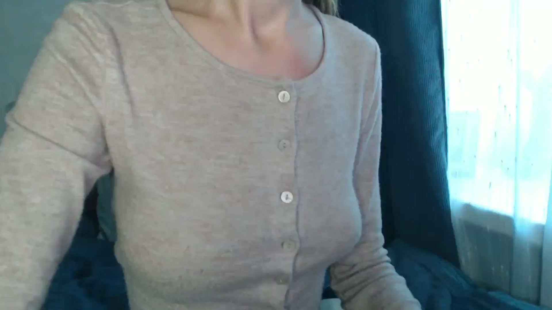 Gallery image thumbnail from Nora_Sweet's myfreecams stream on, 08/23/2024, 11:11 image 6 of 20
