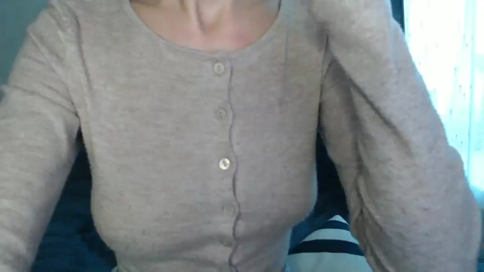 Gallery image thumbnail from Nora_Sweet's myfreecams stream on, 08/23/2024, 11:11 image 9 of 20