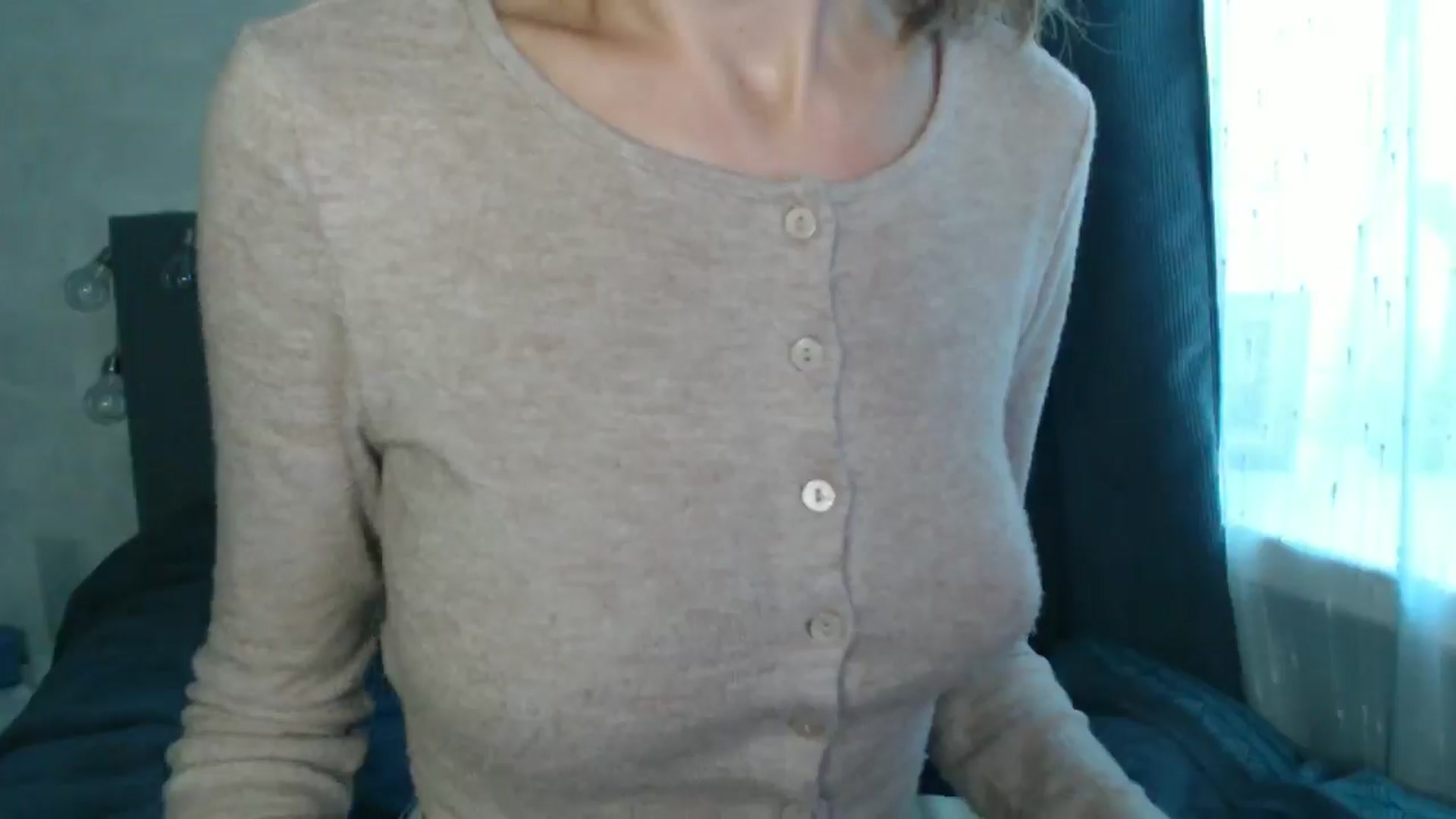 Gallery image thumbnail from Nora_Sweet's myfreecams stream on, 08/23/2024, 11:11 image 17 of 20