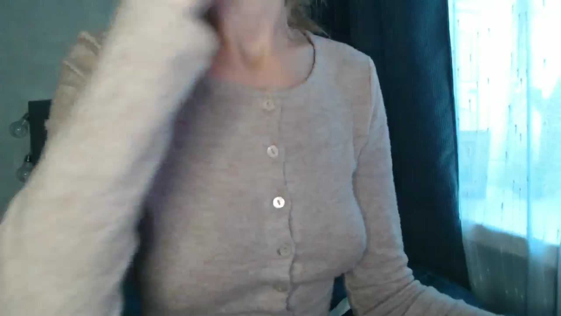 Gallery image thumbnail from Nora_Sweet's myfreecams stream on, 08/23/2024, 11:58 image 11 of 20