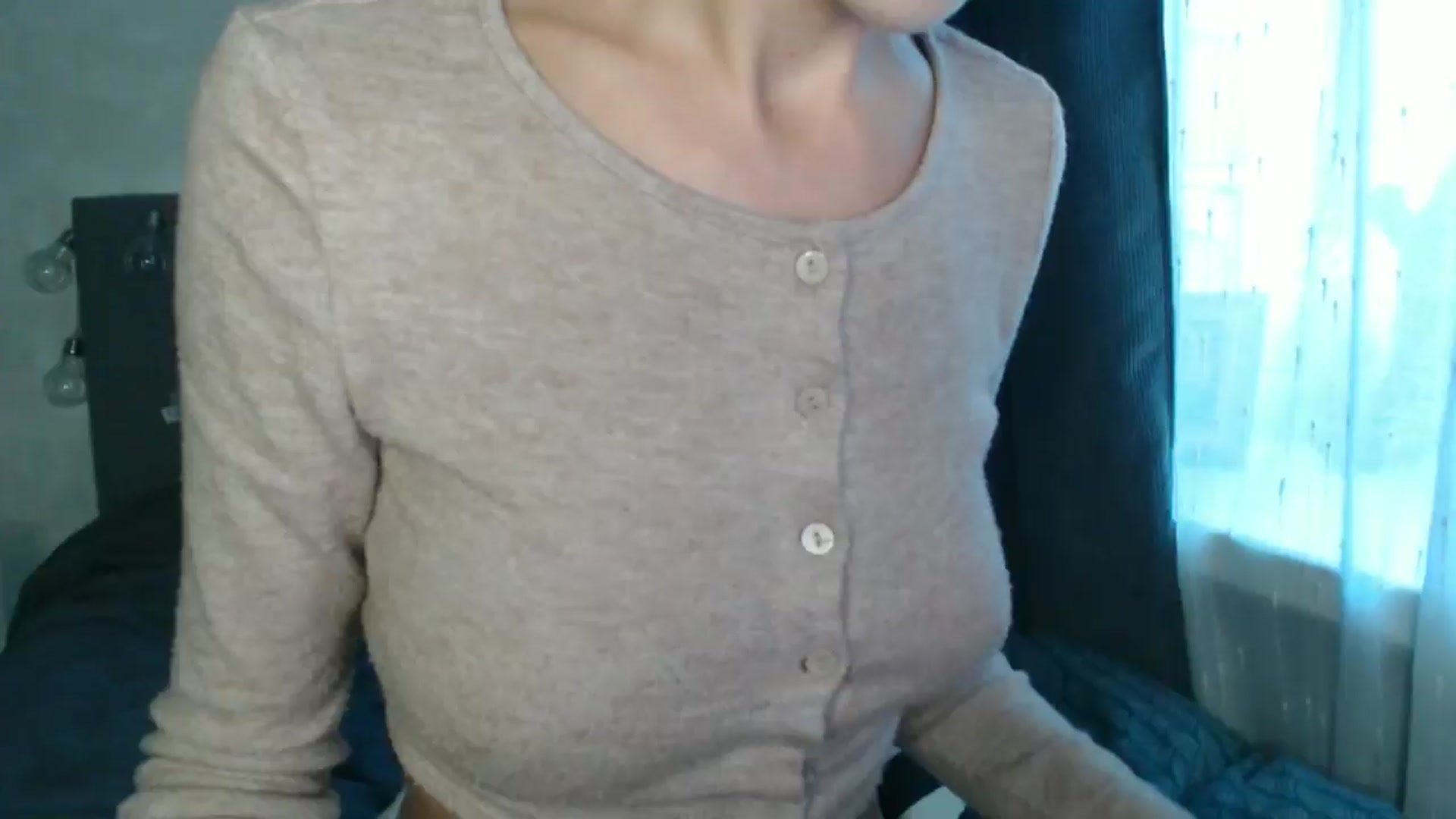 Gallery image thumbnail from Nora_Sweet's myfreecams stream on, 08/23/2024, 12:20 image 10 of 20