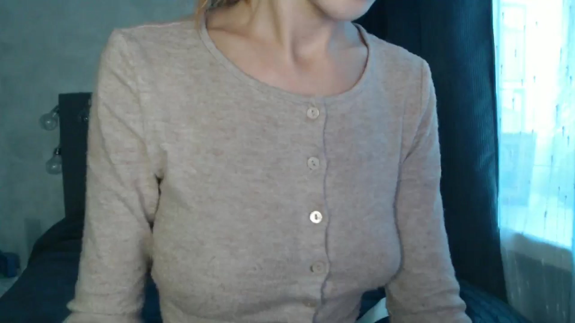 Gallery image thumbnail from Nora_Sweet's myfreecams stream on, 08/23/2024, 12:20 image 18 of 20