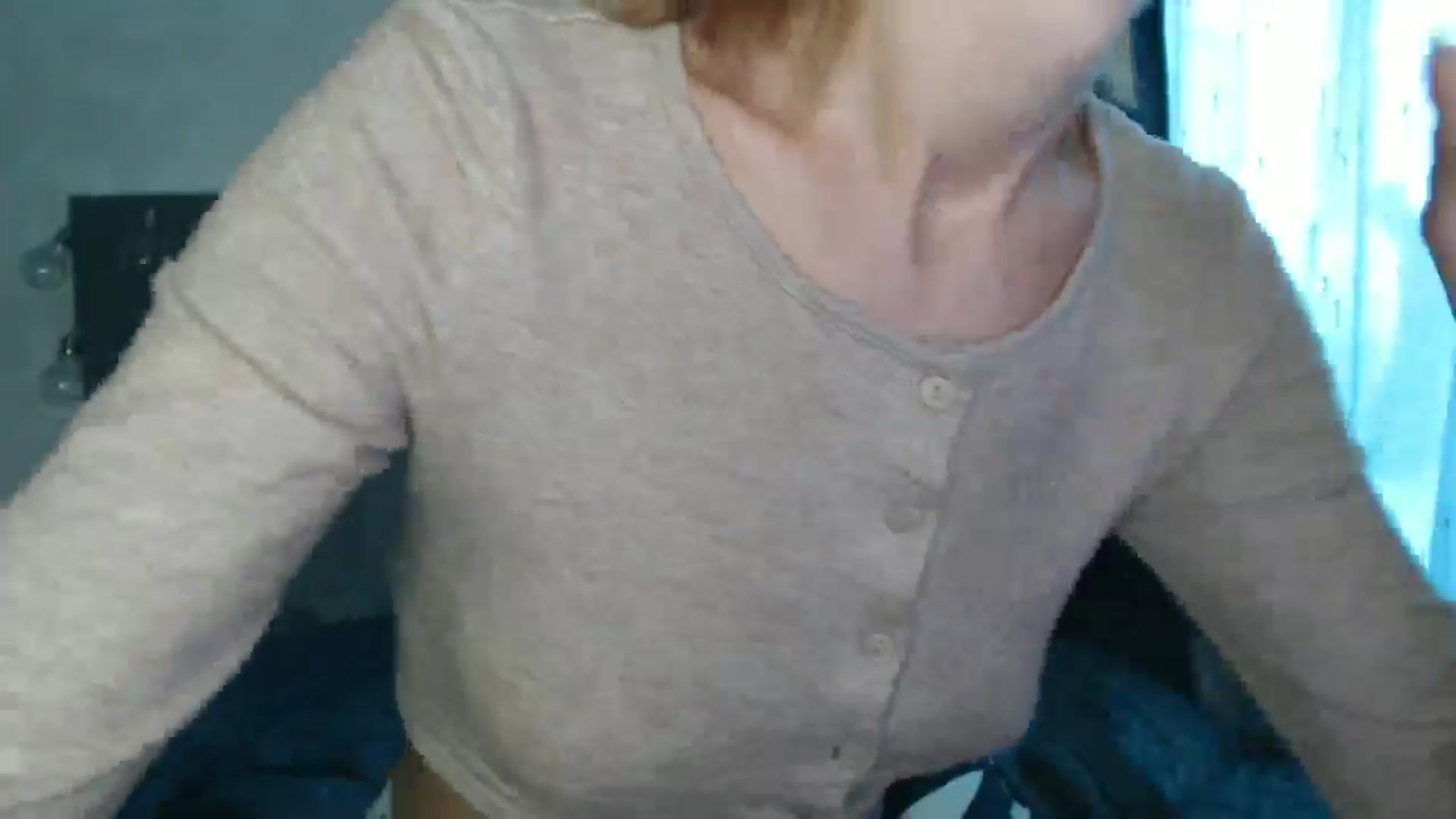 Gallery image thumbnail from Nora_Sweet's myfreecams stream on, 08/23/2024, 12:20 image 14 of 20