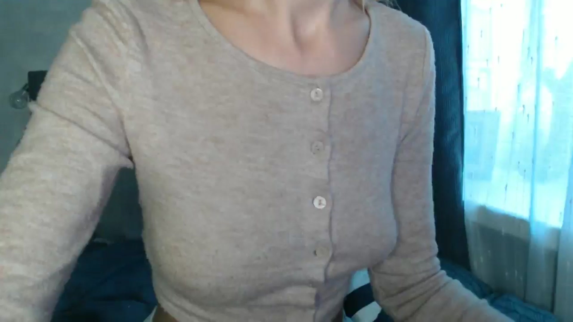 Gallery image thumbnail from Nora_Sweet's myfreecams stream on, 08/23/2024, 12:20 image 15 of 20