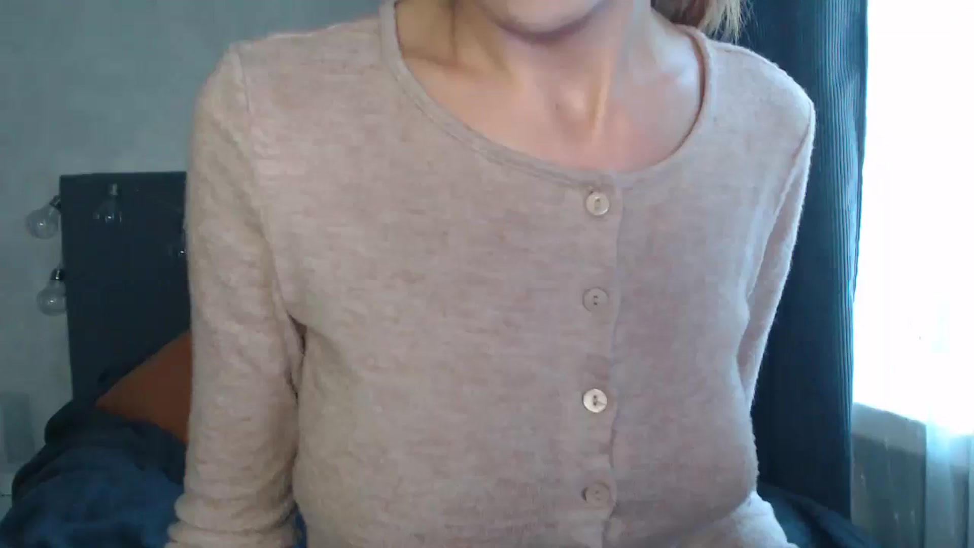 Gallery image thumbnail from Nora_Sweet's myfreecams stream on, 08/24/2024, 09:23 image 18 of 20