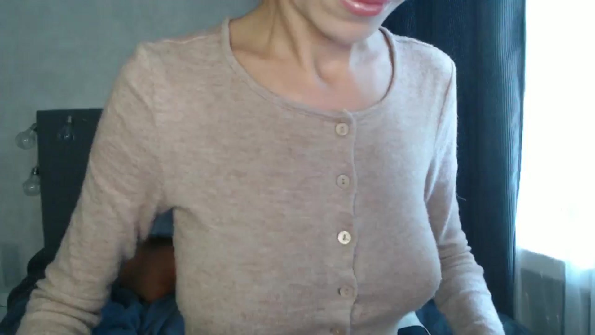 Gallery image thumbnail from Nora_Sweet's myfreecams stream on, 08/24/2024, 09:23 image 8 of 20