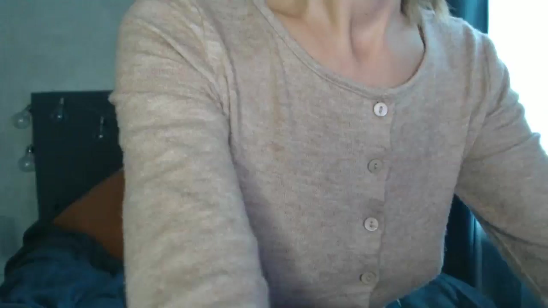 Gallery image thumbnail from Nora_Sweet's myfreecams stream on, 08/24/2024, 09:23 image 1 of 20