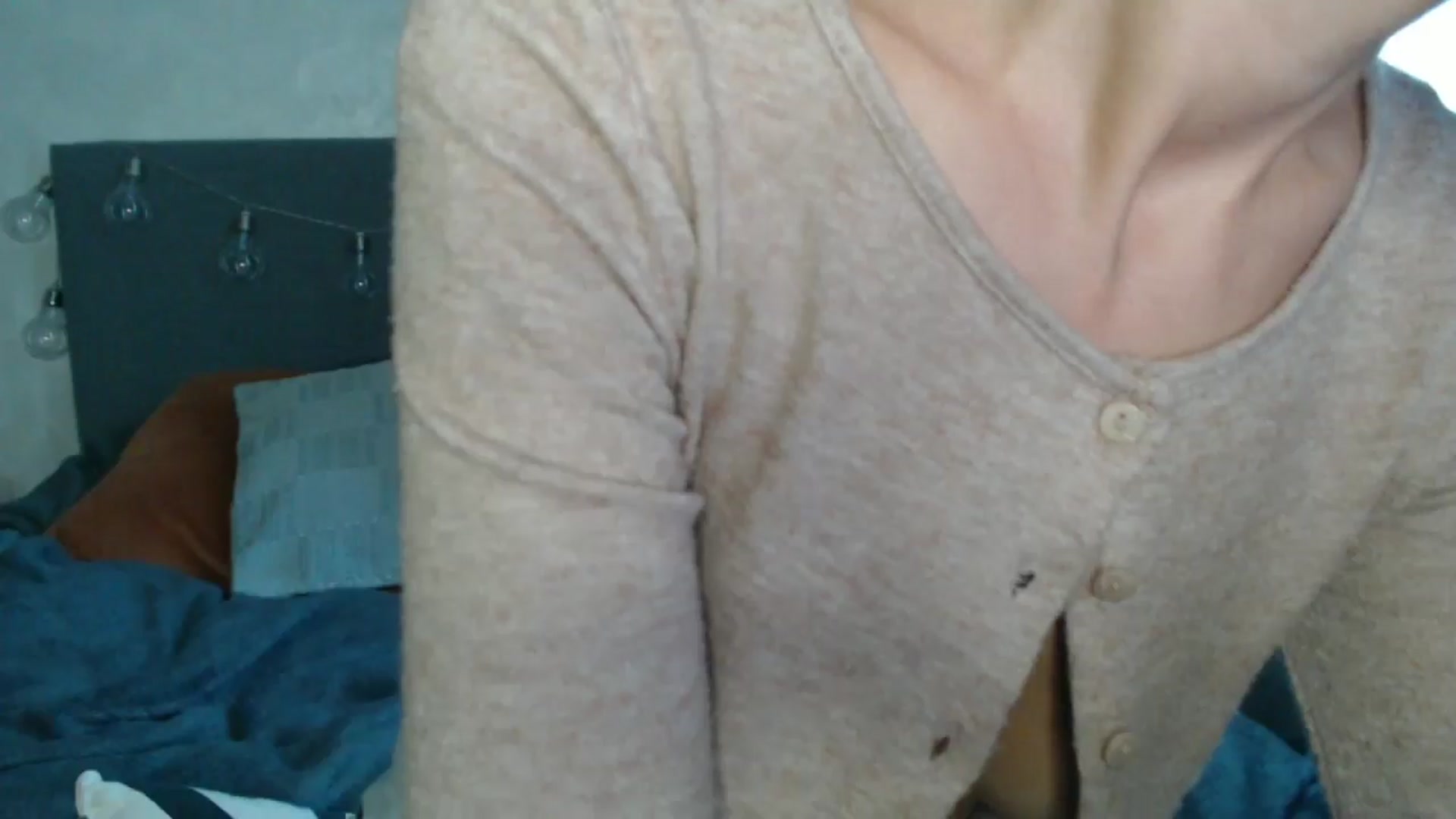 Gallery image thumbnail from Nora_Sweet's myfreecams stream on, 08/25/2024, 09:29 image 18 of 20