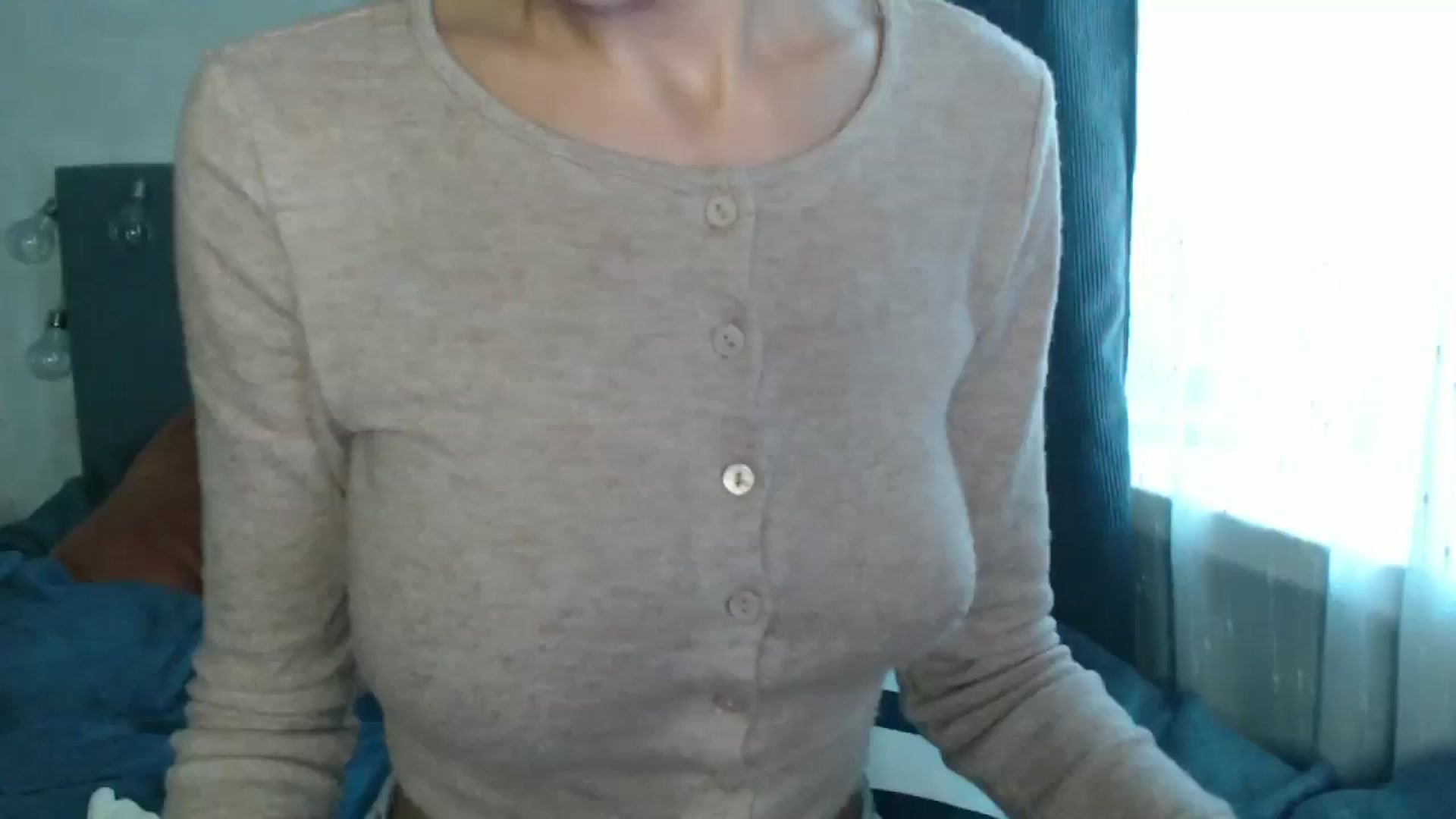 Gallery image thumbnail from Nora_Sweet's myfreecams stream on, 08/25/2024, 09:29 image 7 of 20