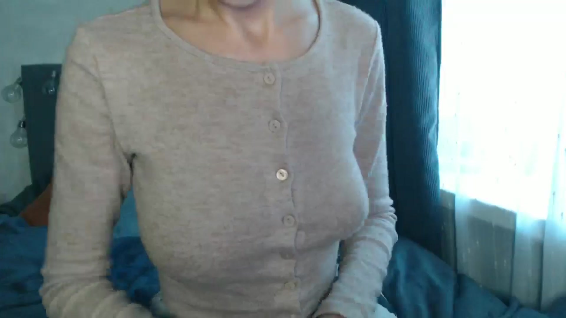 Gallery image thumbnail from Nora_Sweet's myfreecams stream on, 08/25/2024, 09:47 image 8 of 20