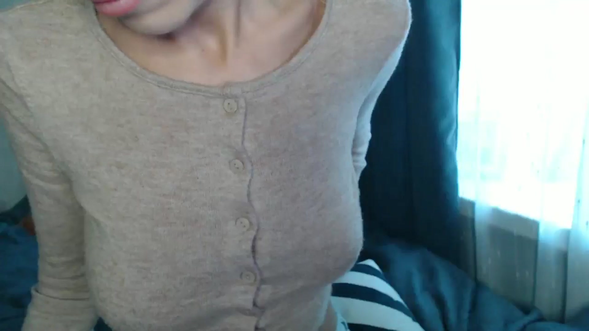 Gallery image thumbnail from Nora_Sweet's myfreecams stream on, 08/25/2024, 09:47 image 4 of 20