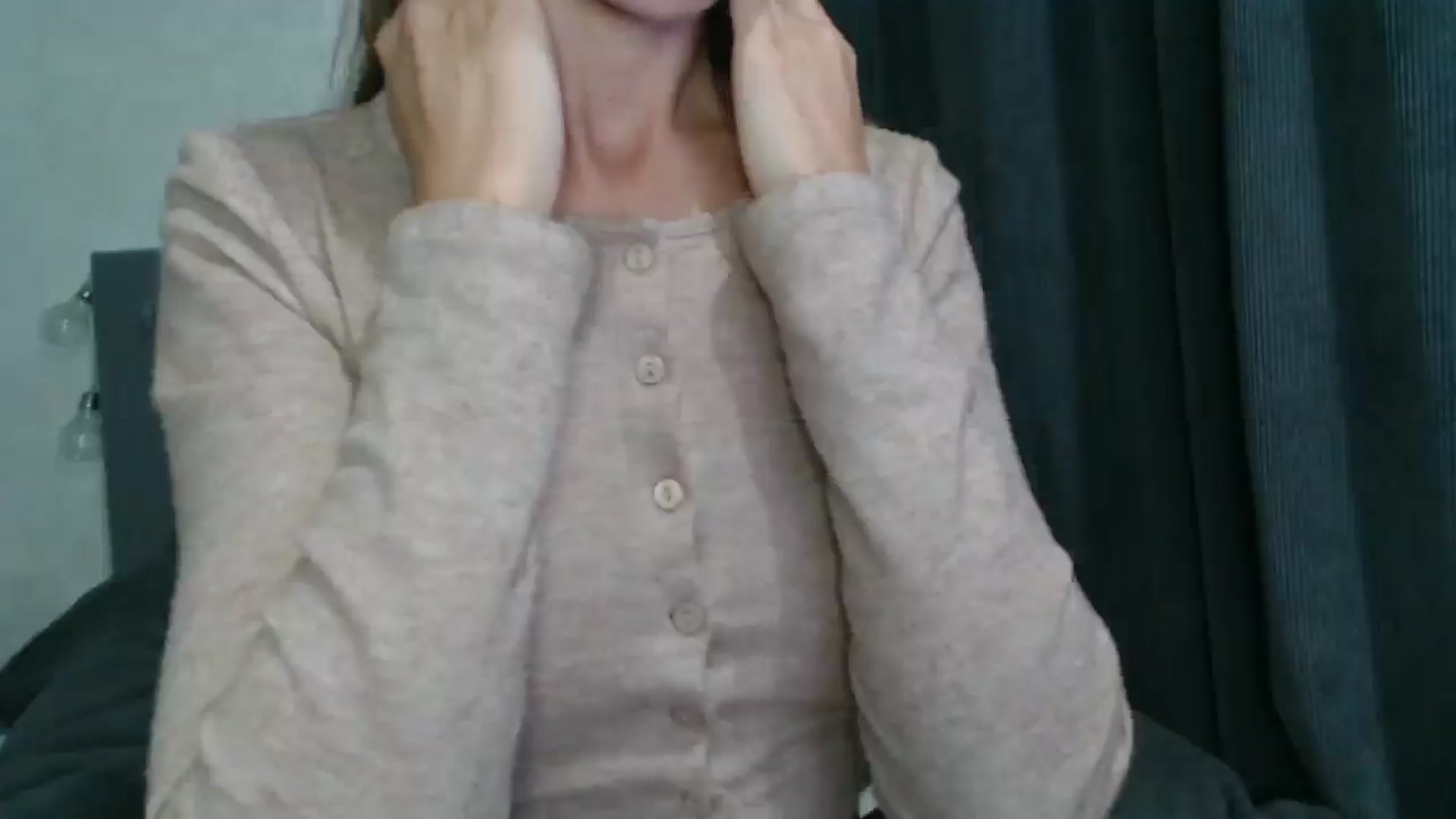 Gallery image thumbnail from Nora_Sweet's myfreecams stream on, 08/26/2024, 17:52 image 8 of 20