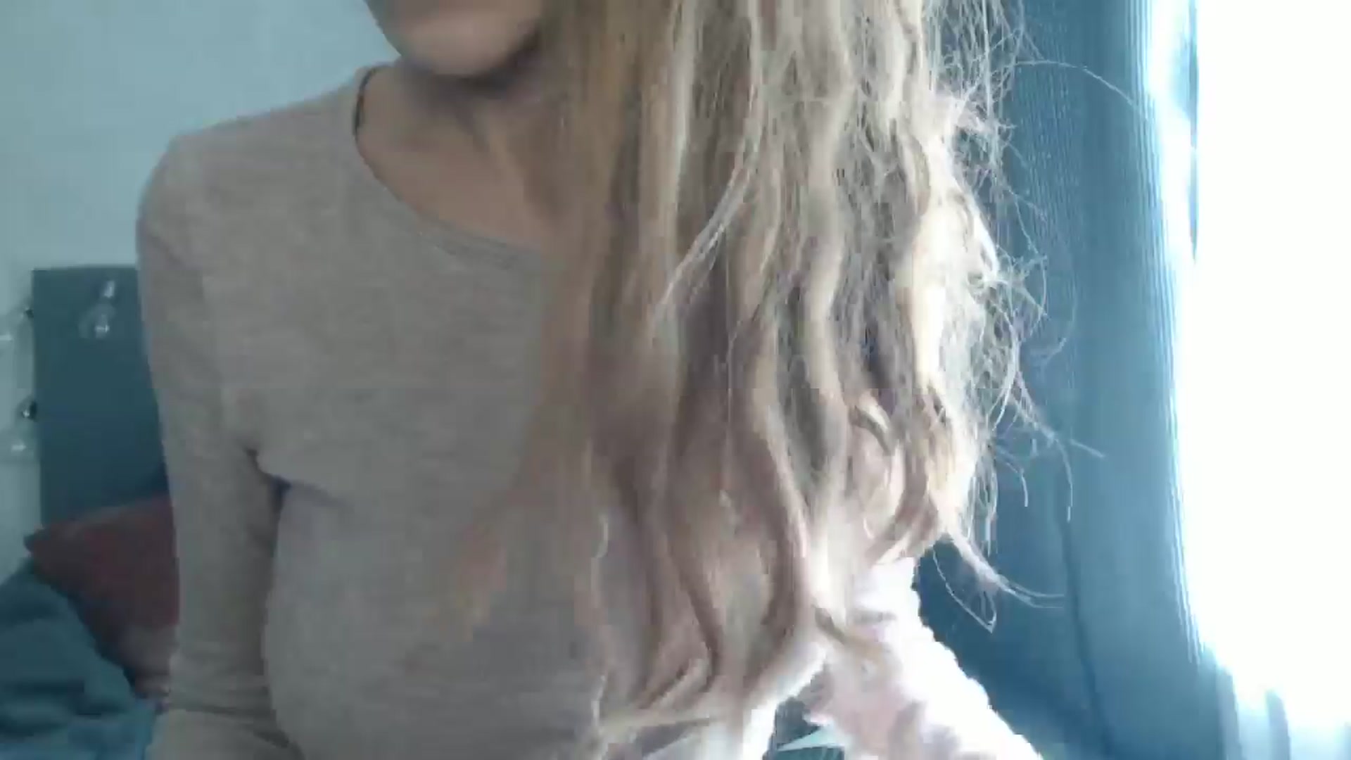 Gallery image thumbnail from Nora_Sweet's myfreecams stream on, 08/28/2024, 07:41 image 9 of 20